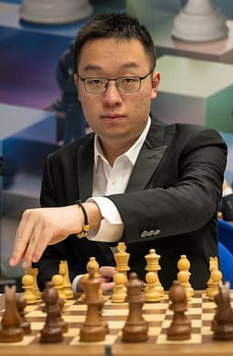 Yi Wei